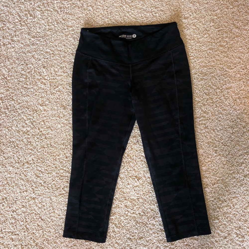 Old Navy active cropped leggings